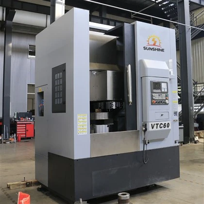 Tá riachtanais ag CNC ingearach CNC maidir le cur síos ar an gcóras